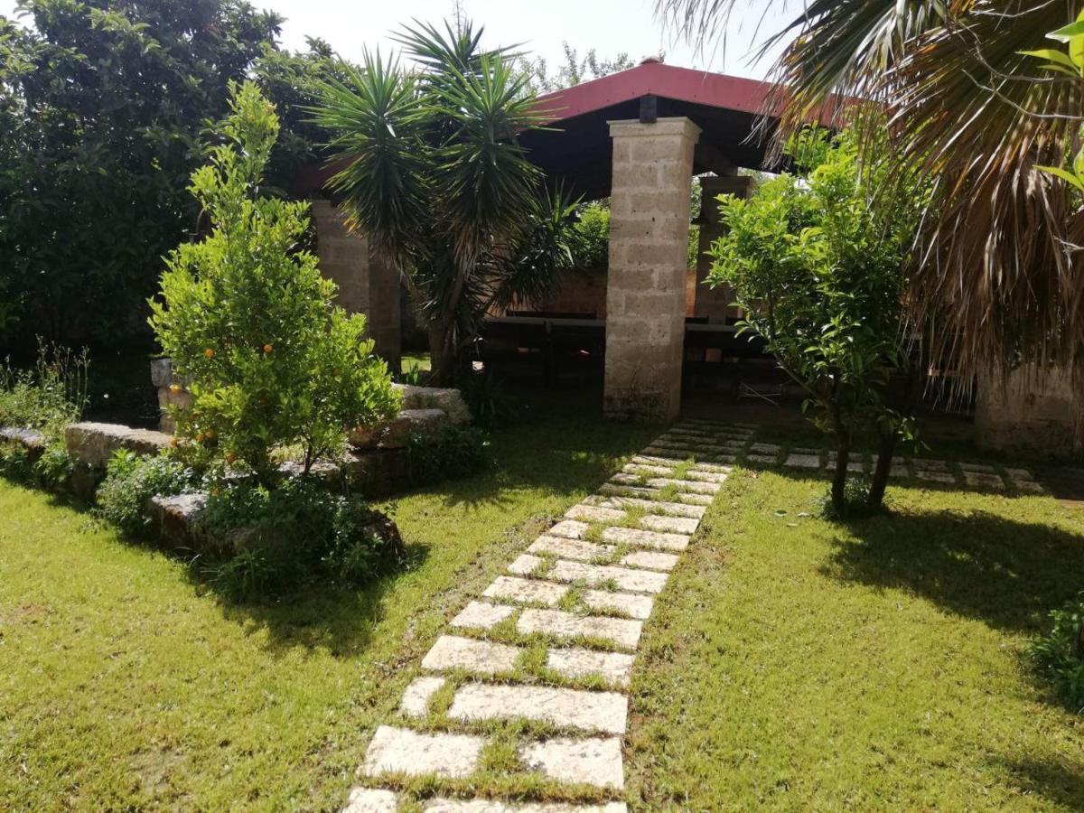 B&B La Seta Rossa Galatone Exterior photo